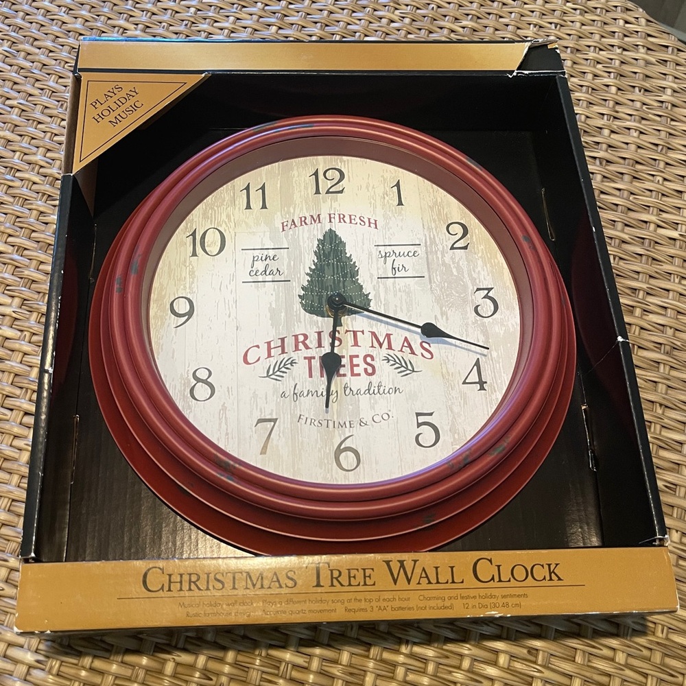 New In Box - Christmas Tree Wall Clock